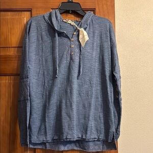 Women’s Blue Hooded Shirt size medium brand new from Hem & Thread